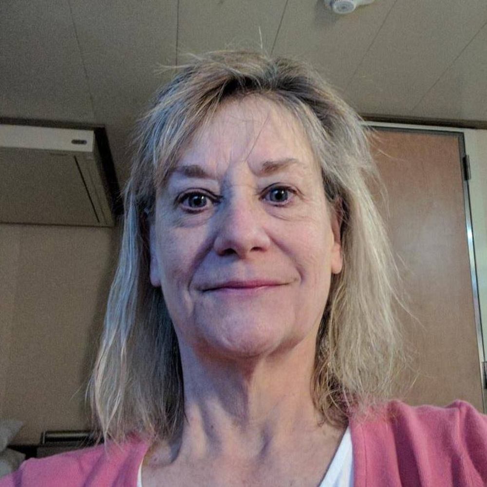 Meet your Posher, Debbie